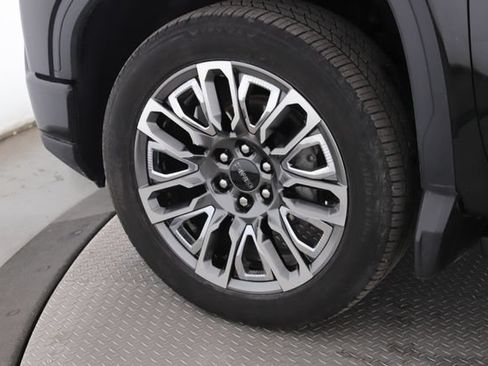 Used 2025 GMC Sierra 1500 Denali Ultimate AWD/4WD image 13