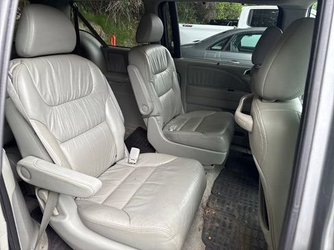 Used 2010 Honda Odyssey EX-L image 10