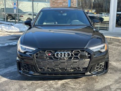 Used 2025 Audi S6 Premium Plus image 12