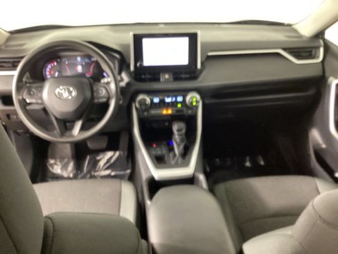 Used 2024 Toyota RAV4 XLE AWD/4WD image 34