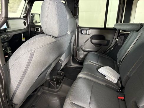 New 2026 Jeep Wrangler Willys AWD/4WD image 37