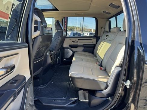 Used 2019 RAM 1500 Limited image 10