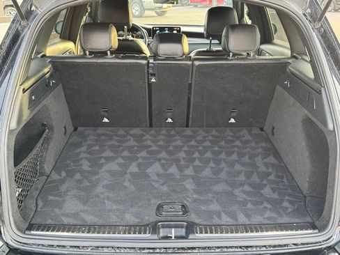 Used 2022 Mercedes-Benz GLC 300 4MATIC image 13