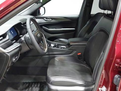 Used 2024 Jeep Grand Cherokee L Altitude AWD/4WD image 20