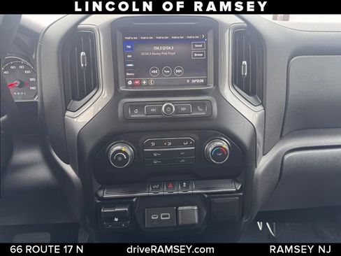 Used 2021 Chevrolet Silverado 1500 Custom w/ Custom Max Trailering Package image 16