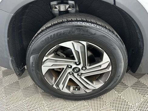 Used 2022 Hyundai Santa Fe SEL FWD image 18