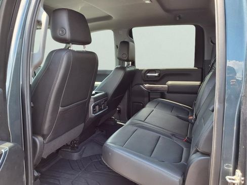 Used 2020 Chevrolet Silverado 2500 LTZ w/ LTZ Convenience Package AWD/4WD image 18