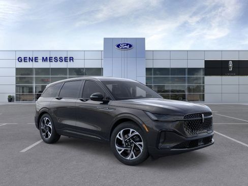 New 2026 Lincoln Nautilus Premier w/ Equipment Group 102A image 29