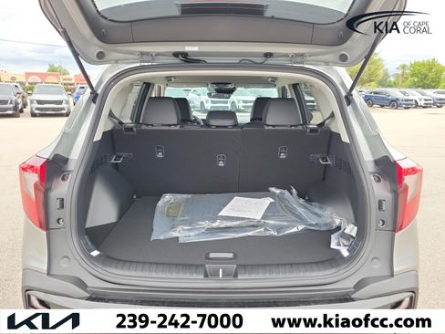 New 2026 Kia Seltos S FWD image 10