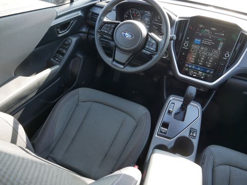 Used 2024 Subaru Crosstrek 2.0i Premium image 9