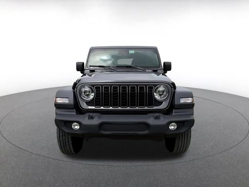 Used 2025 Jeep Wrangler Unlimited Sport AWD/4WD image 4