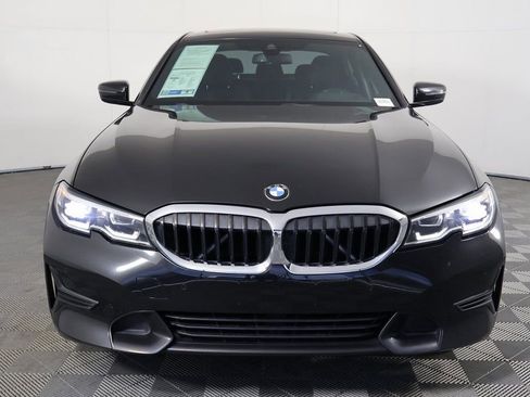 Used 2019 BMW 330i Sedan w/ Premium Package RWD image 2