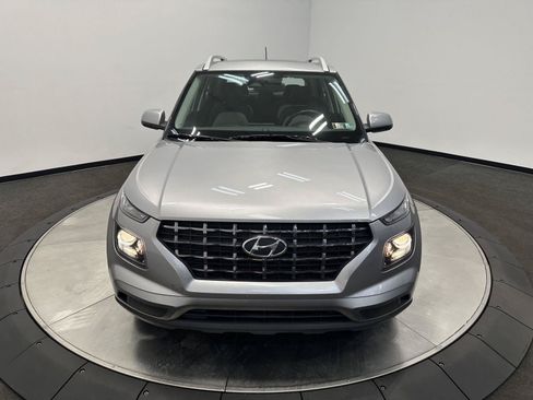 Certified 2023 Hyundai Venue SEL w/ Cargo Package FWD image 3