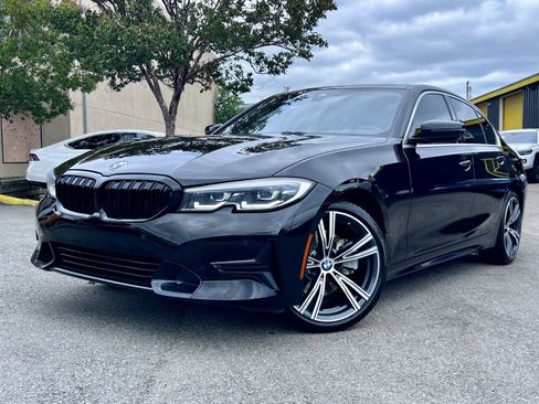 Used 2020 BMW 330i Sedan w/ Convenience Package RWD image 1