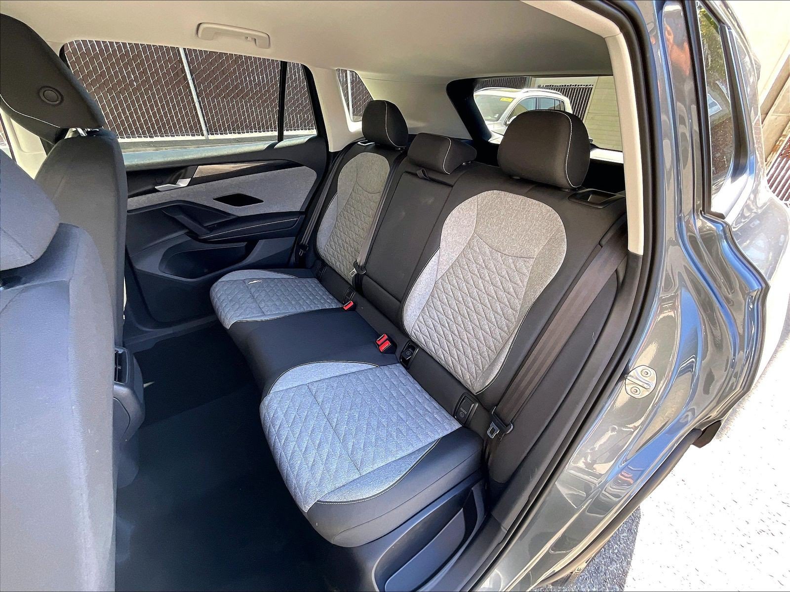 Certified 2025 Volkswagen Tiguan S AWD/4WD image 24