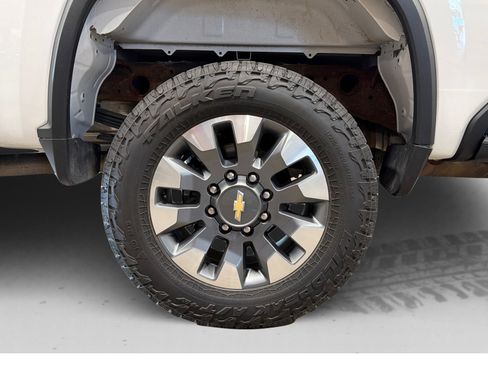 Used 2021 Chevrolet Silverado 2500 Custom w/ Custom Value Package AWD/4WD image 49