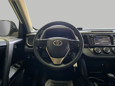 Used 2017 Toyota RAV4 LE FWD image 15