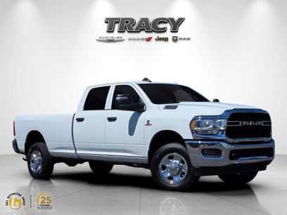 Used 2024 RAM 2500 Tradesman w/ Chrome Appearance Group