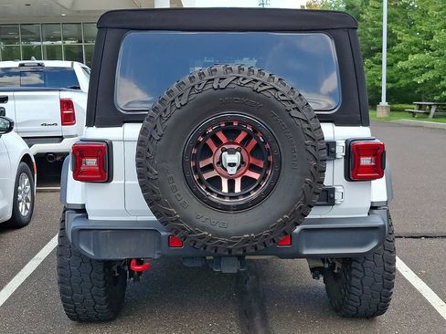Used 2022 Jeep Wrangler Unlimited Rubicon w/ Xtreme Recon 35" Tire Package AWD/4WD image 5