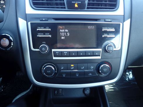 Used 2016 Nissan Altima 2.5 S w/ Power Driver Seat Package image 17