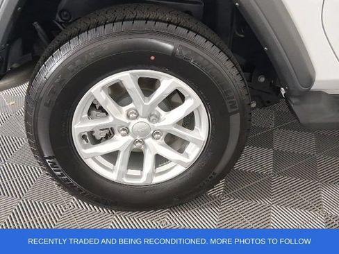 Used 2023 Jeep Wrangler Sport AWD/4WD image 22