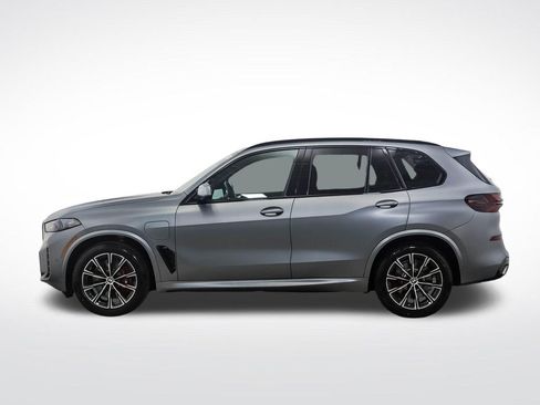 New 2026 BMW X5 xDrive50e AWD/4WD image 2