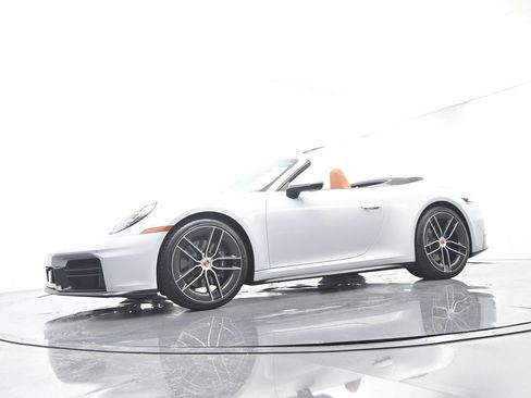 Certified 2026 Porsche 911 Carrera RWD image 54