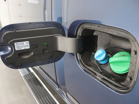 Used 2023 GMC Sierra 3500 SLT w/ Gooseneck/5TH Wheel Package image 35