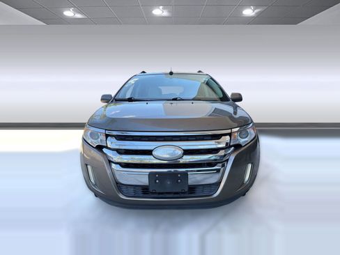 Used 2014 Ford Edge Limited w/ Driver Entry Package FWD image 6