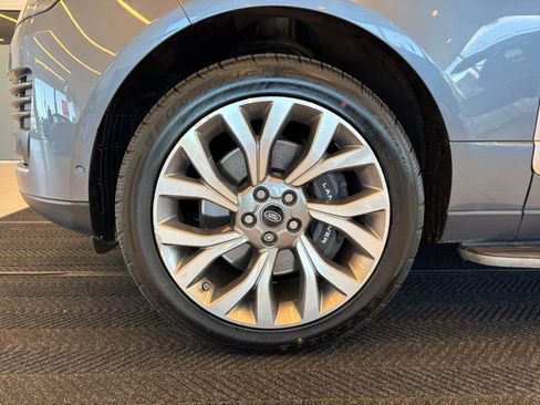 Used 2020 Land Rover Range Rover HSE AWD/4WD image 12