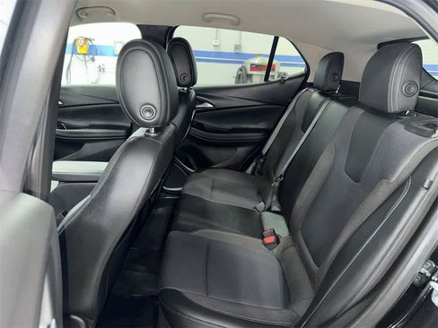 Used 2021 Buick Encore GX Preferred w/ Cold Weather Comfort Package image 17