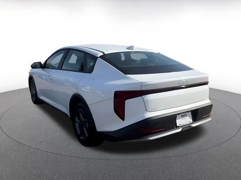 Used 2025 Kia K4 LXS image 11