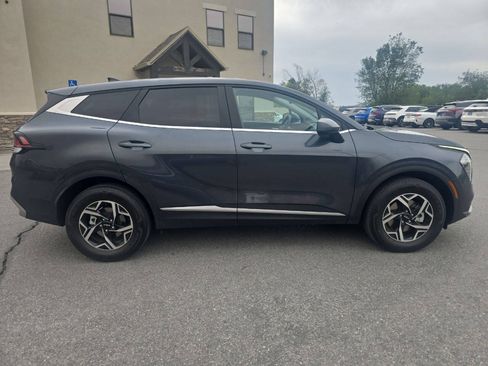 Used 2023 Kia Sportage LX AWD/4WD image 8