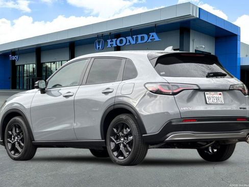 Certified 2025 Honda HR-V Sport image 10