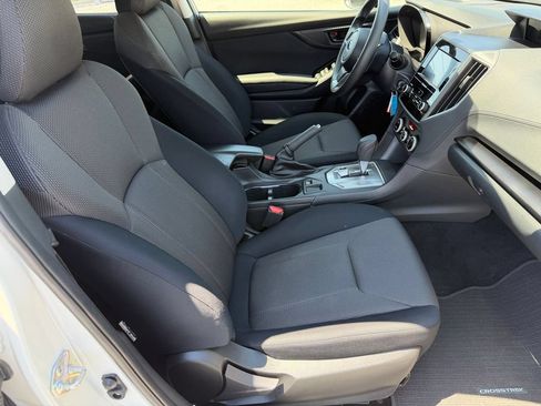 Used 2023 Subaru Crosstrek 2.0i AWD/4WD image 16