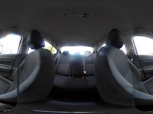 Used 2025 Nissan Versa SV FWD image 40