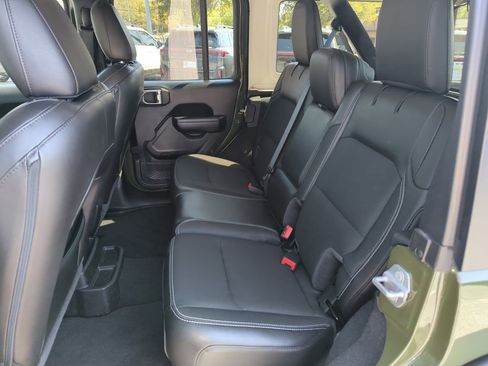 Used 2021 Jeep Wrangler Unlimited Sport image 28