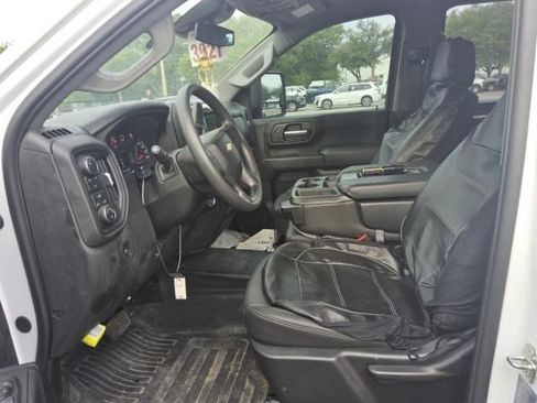 Used 2024 Chevrolet Silverado 3500 W/T AWD/4WD image 15