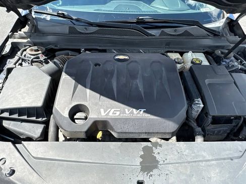 Used 2015 Chevrolet Impala LT FWD image 12