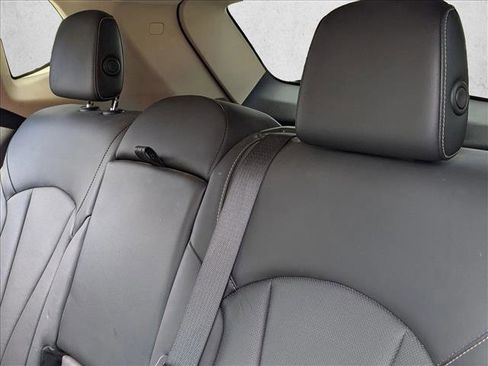 Used 2017 Buick Envision Essence image 14