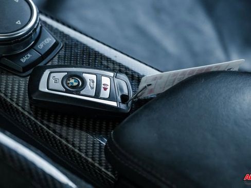 Used 2015 BMW M4 Coupe image 94