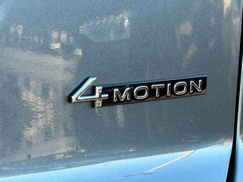 Used 2023 Volkswagen Atlas Cross Sport SEL image 57