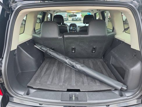 Used 2016 Jeep Patriot Sport image 21