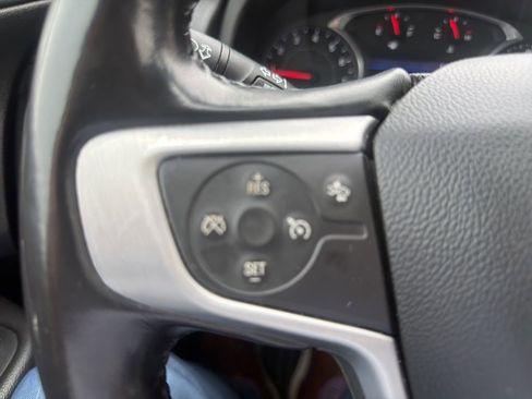 Used 2020 GMC Terrain SLT image 28