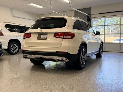Used 2019 Mercedes-Benz GLC 300 image 8