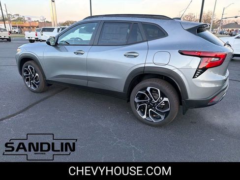 New 2026 Chevrolet Trax RS w/ Driver Confidence Package image 6