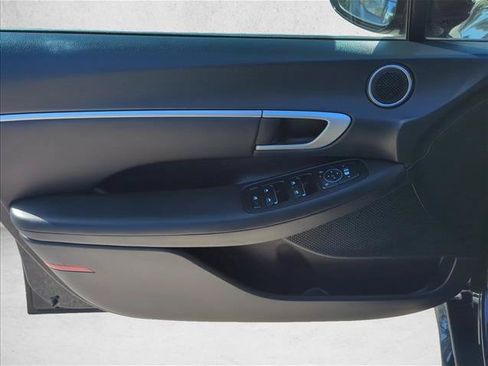 Used 2024 Hyundai Sonata SEL w/ Convenience Package FWD image 9