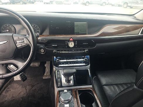 Used 2018 Genesis G90 3.3T Premium image 14