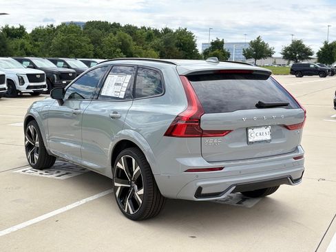 New 2026 Volvo XC60 T8 Ultra w/ Protection Package Premier AWD/4WD image 6