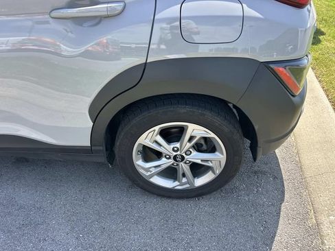Used 2022 Hyundai Kona SEL w/ Convenience Package FWD image 10